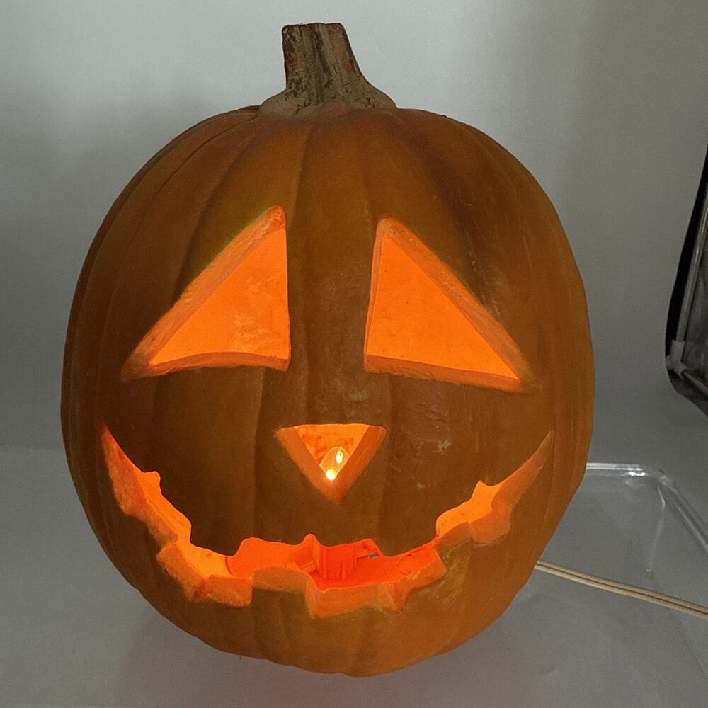 Vintage Trendmasters 1993 Light Up Pumpkin Jack O Lantern Halloween Foam Mold